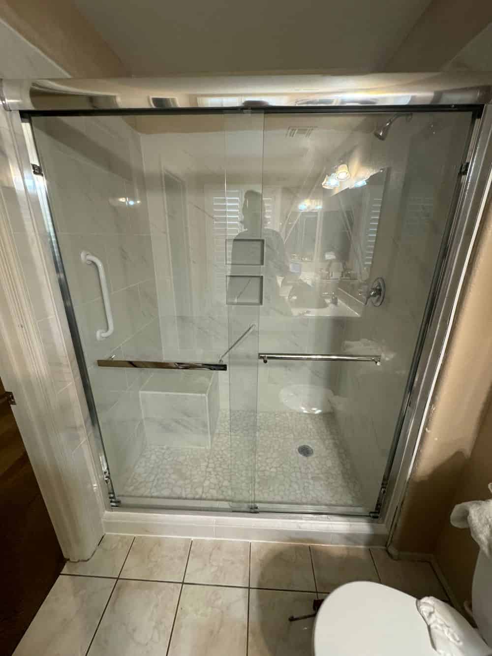 Bathroom Remodeling image